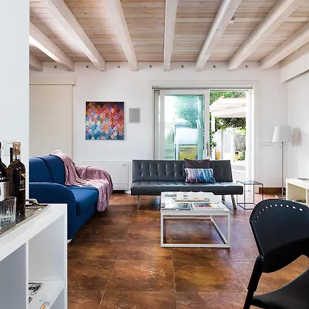 Villa Casa Di Natale Sleeps 4 Air Con Wifi *