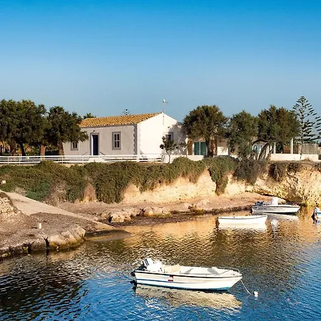 Casa Di Natale Sleeps 4 Air Con Wifi *